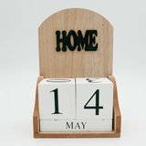 Calendar perpetuu din lemn, Design Home